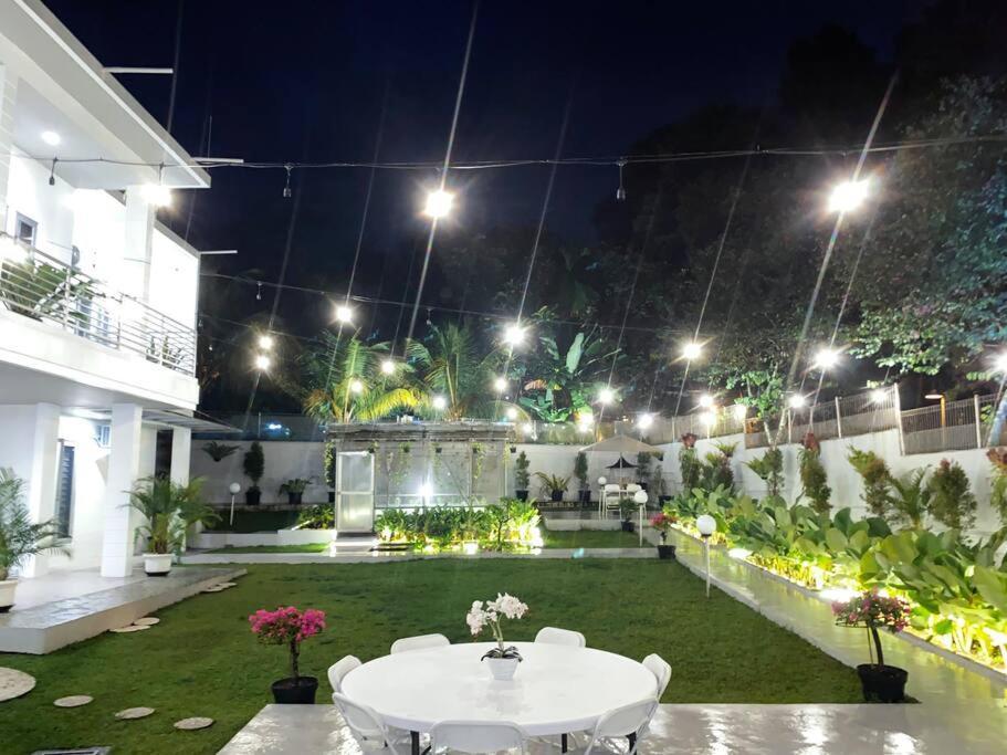 Garden Villa By Villapedia Bogor Exteriör bild